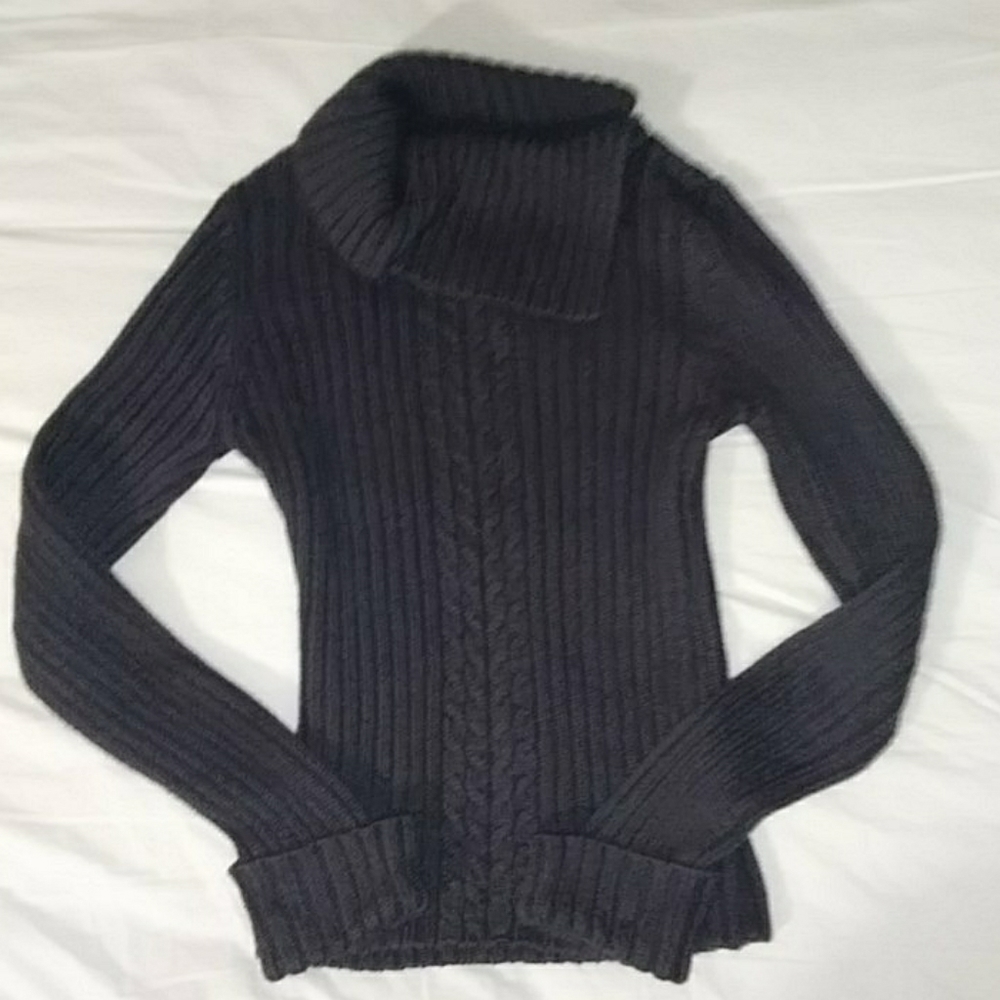 Grey heavy sweater